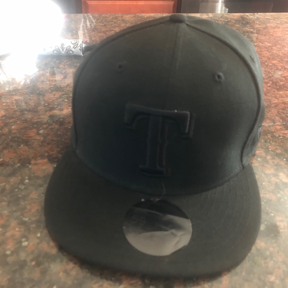 Texas Rangers New Era Black Out fitted cap